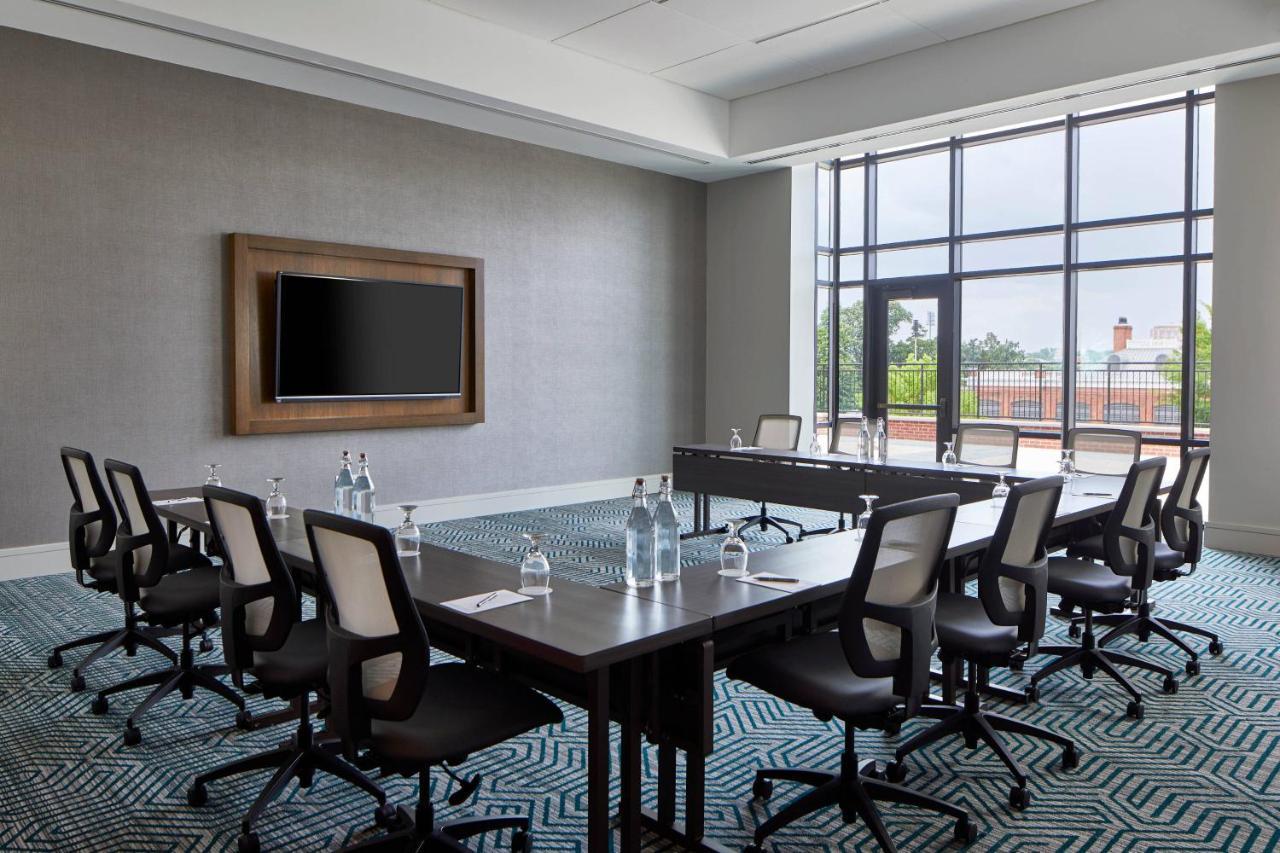 Unc Charlotte Marriott Hotel & Conference Center Bagian luar foto