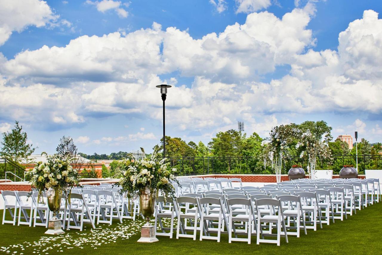 Unc Charlotte Marriott Hotel & Conference Center Bagian luar foto